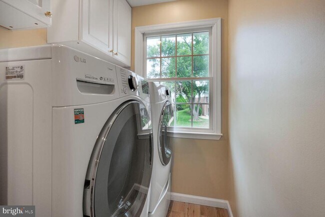 Building Photo - 1311 Capulet Ct