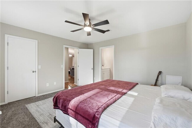 Building Photo - 4 Wendron Cir