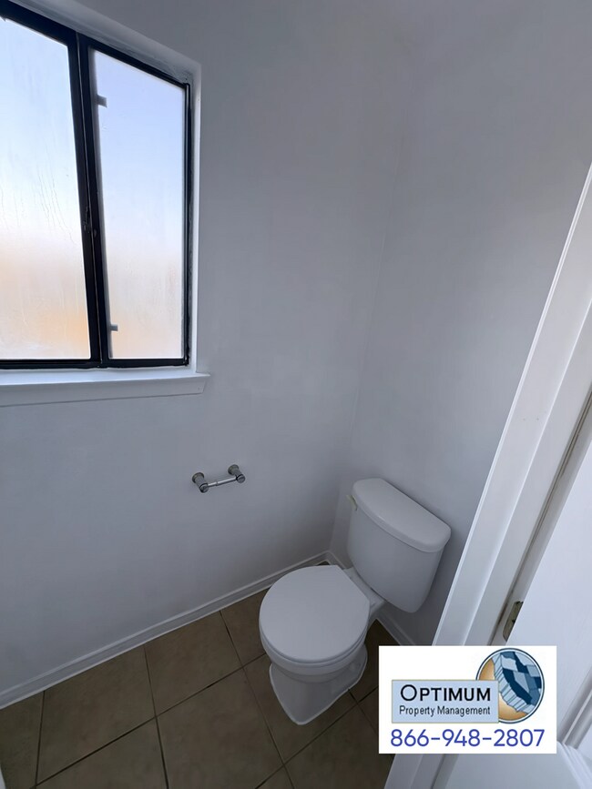 Building Photo - Charming 3-Bedroom Home on Half Acre