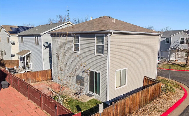 Building Photo - 8865 Meade Ct