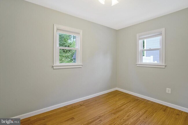 Building Photo - 6024 Rixey Dr