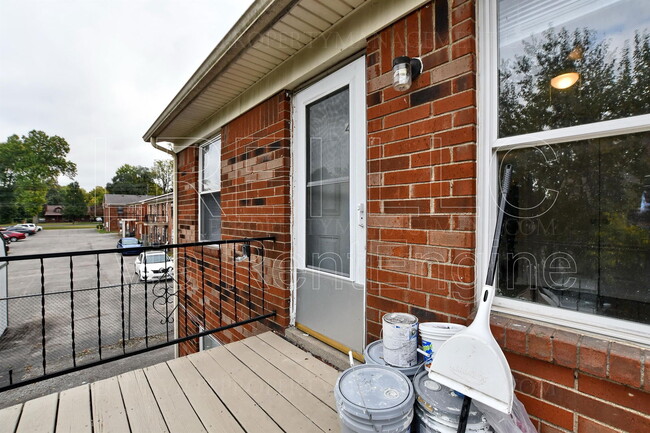 Building Photo - 4405 Kern Ct