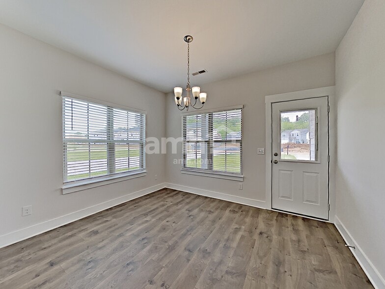 Building Photo - 5149 Jack Byrnes Dr
