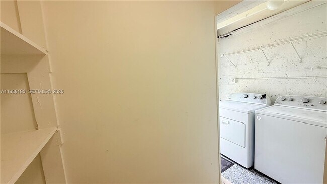 Building Photo - 1411 NE 155th Terrace