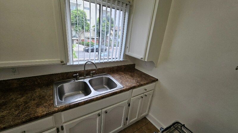 Building Photo - 3703 Monon St