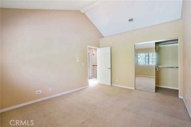Building Photo - 3055 E Hillcrest Dr