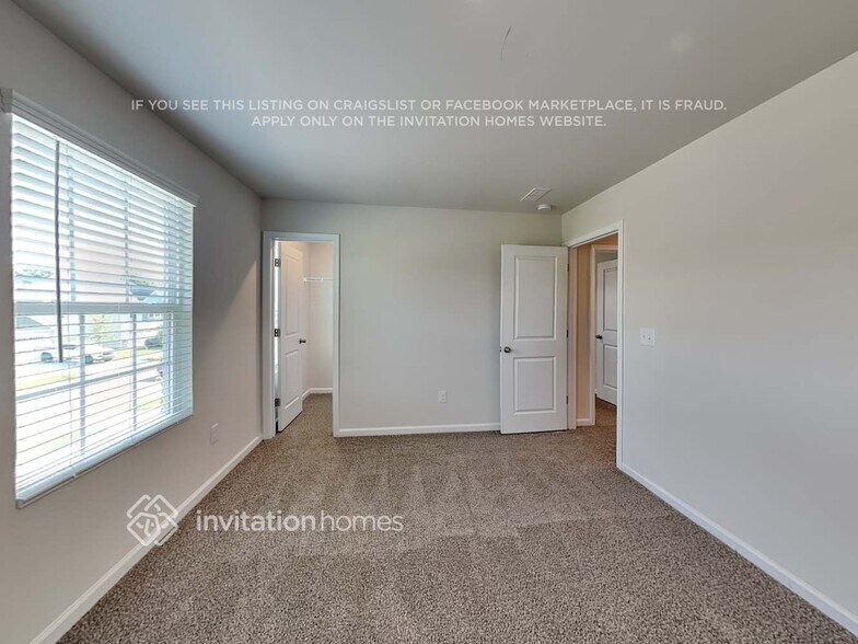 Building Photo - 1024 Woodhouse Dr