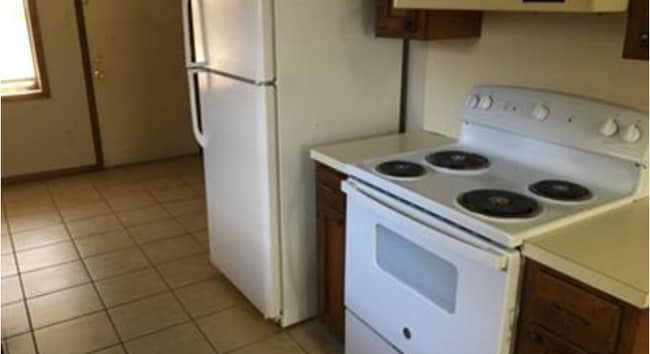 Building Photo - 1009 Sybil Dr