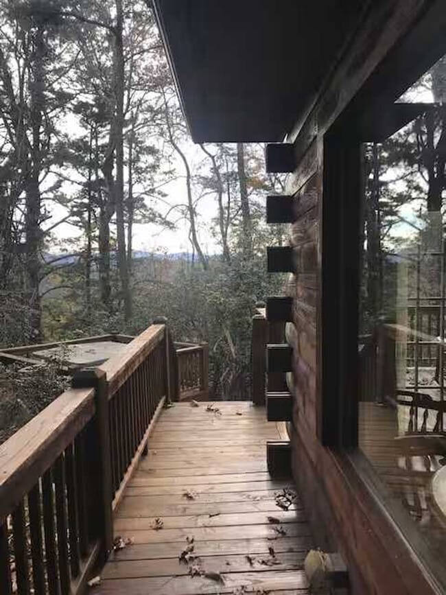 Building Photo - 62 Bailey Ave