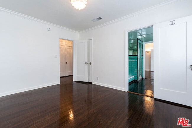 Building Photo - 146 N Citrus Ave