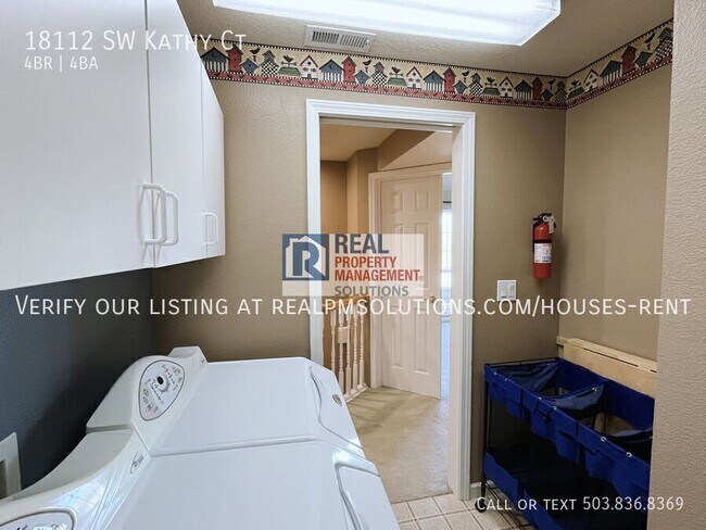 Building Photo - 18112 SW Kathy Ct