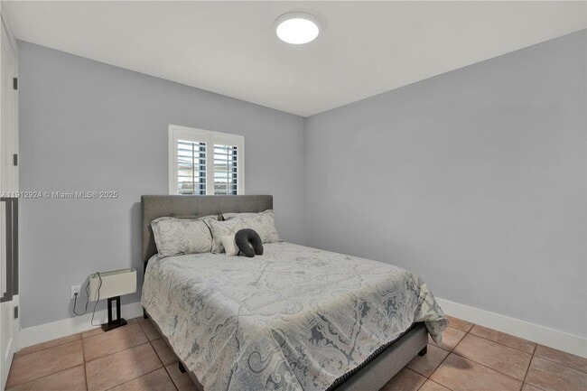 Building Photo - 1230 SW 86th Ct