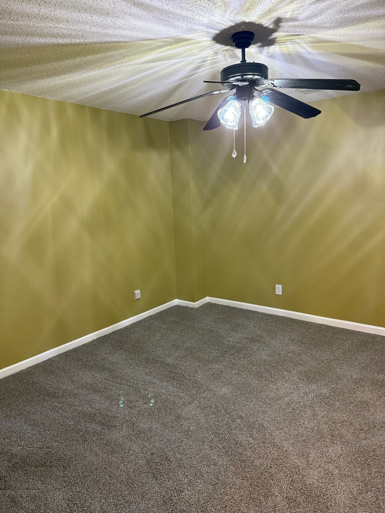 Building Photo - 78 Tannenbaum Cir