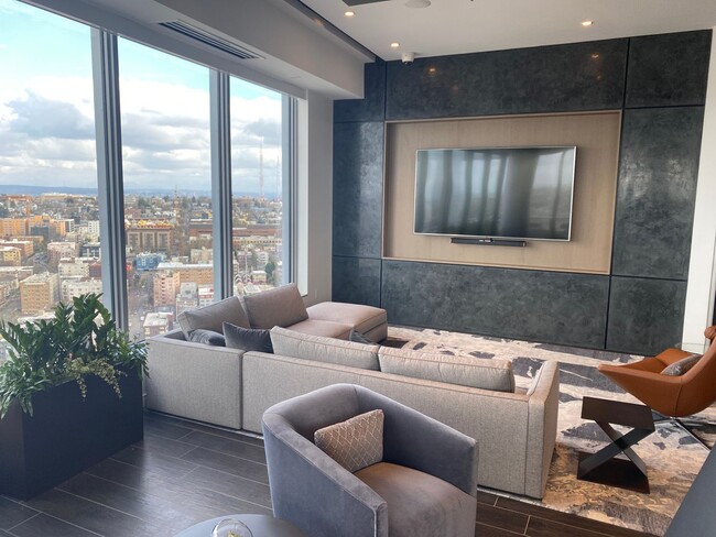 Building Photo - Cool Studio Condo in Iconic Nexus Building...