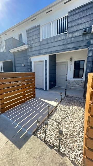 Building Photo - 25308 SW 135th Ave