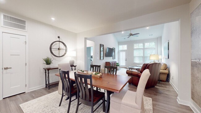 Building Photo - 3 bed, 2.5 bath Townhouse with 2 car garage AVAILABLE Soon  in Mooresville