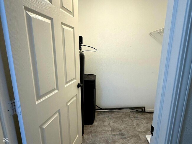 Building Photo - 11835 Buck Creek Cir