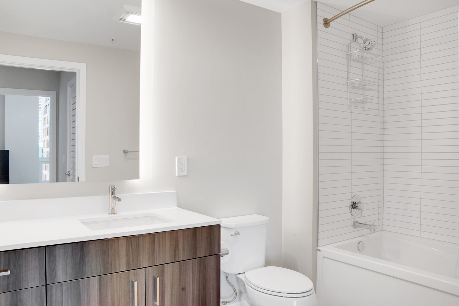 Building Photo - 210 Wall St