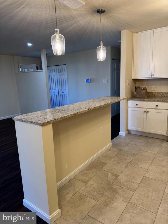 Building Photo - 168 VALLEY GREENE Cir