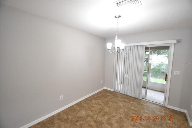Building Photo - 27525 Desert Willow Way