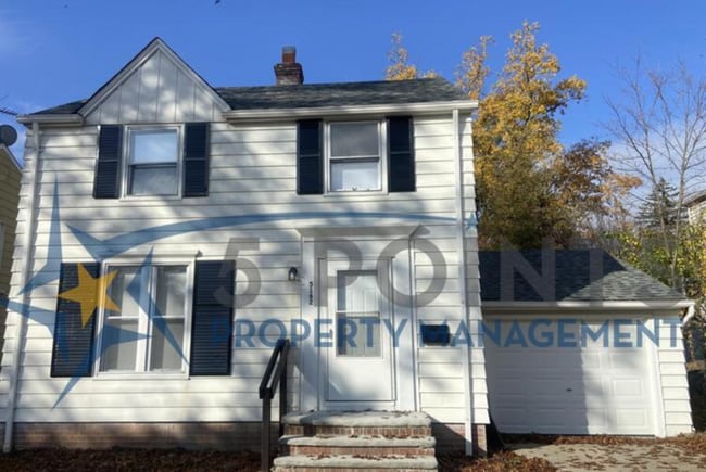 Primary Photo - 5162 Camden Rd