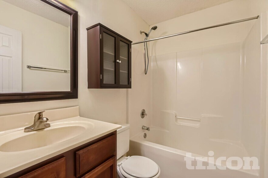 Building Photo - 7283 Dove Valley Pl