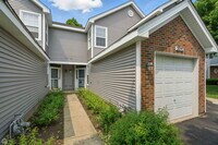 Building Photo - 2052 Waverly Ln