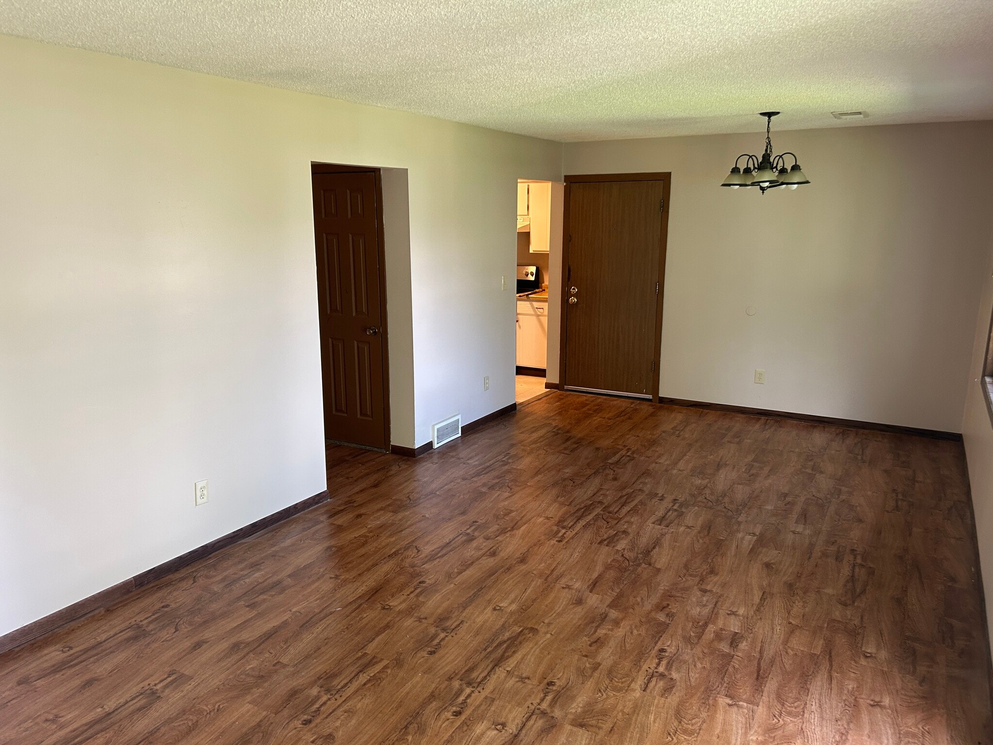 Living room - 16075 Joplin Ave