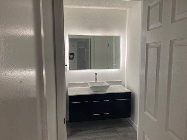 Building Photo - 5460 White Oak Ave