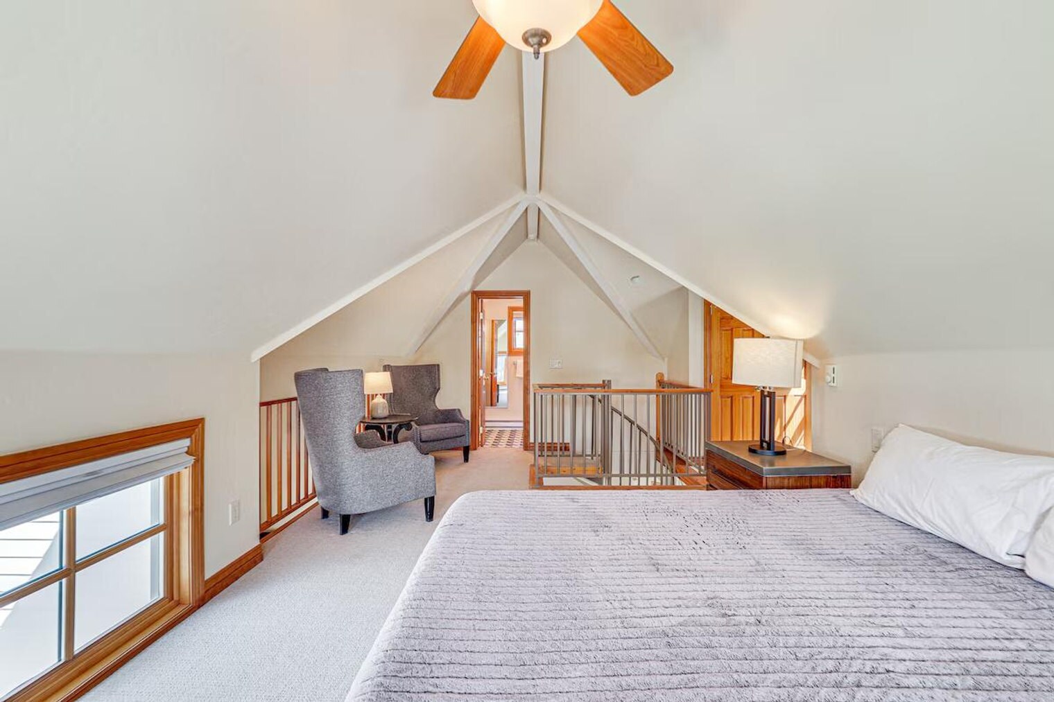 Building Photo - 304 N Main St