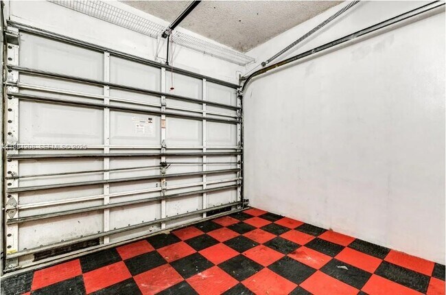 Building Photo - 6691 SW 137th Ct