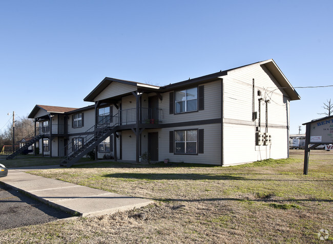 Building Photo - Benton Place Apartments