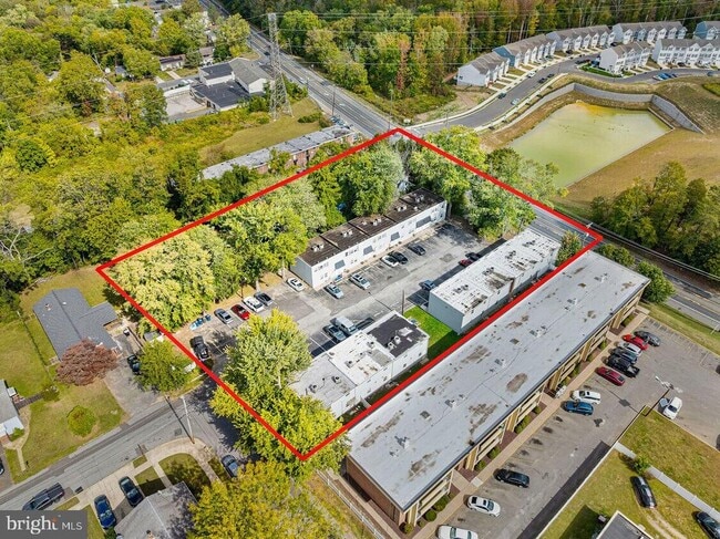 Building Photo - 415 Hamilton Ave