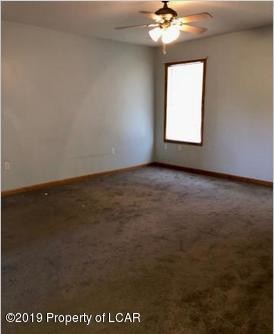 Building Photo - 115 Huckleberry Ln