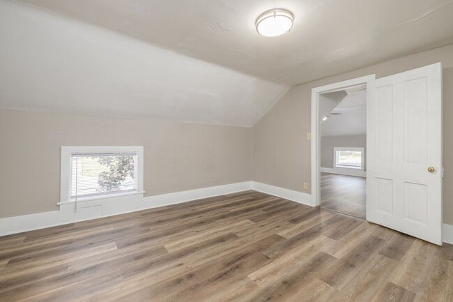 Building Photo - 401 Spaulding Ave