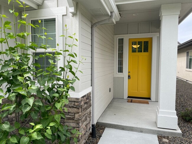 Primary Photo - Elegant Single-Level Villa in Sought-After...