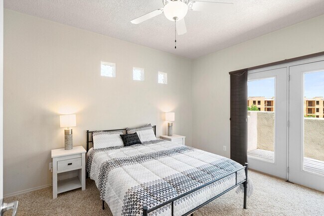 Building Photo - 2316 Penn Ave SE