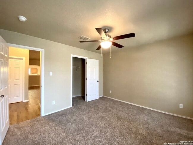 Building Photo - 12647 Point Summit