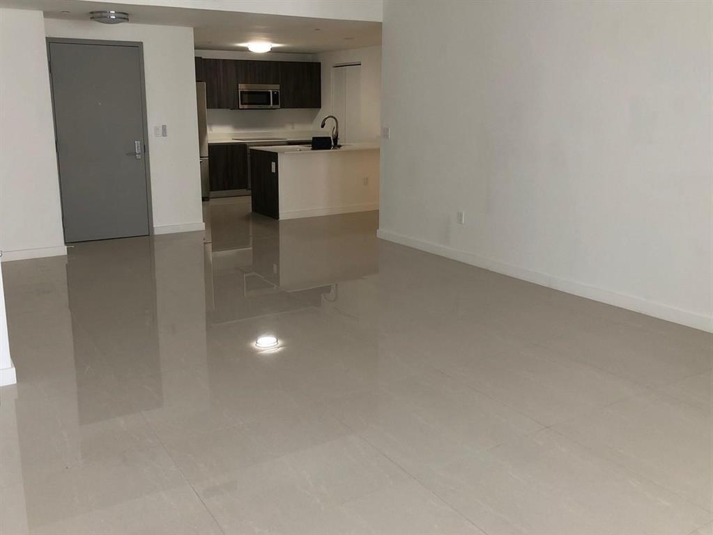 Building Photo - 488 NE 18th St