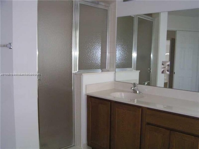 Building Photo - 1309 Alicante Ct