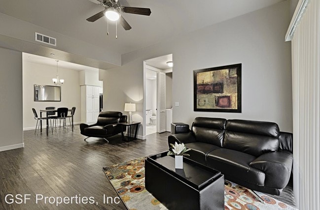 Primary Photo - 1 br, 1 bath Apartment - 5490 N Salinas Ave.