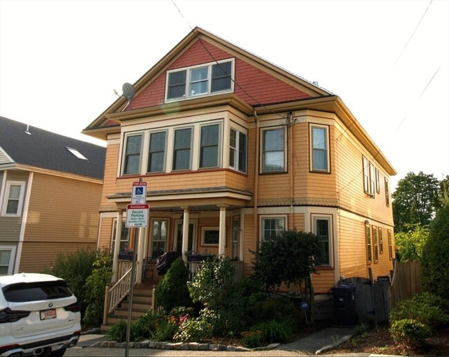 Primary Photo - 20 Grampian Way