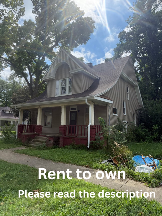 Primary Photo - 105 N Illinois St
