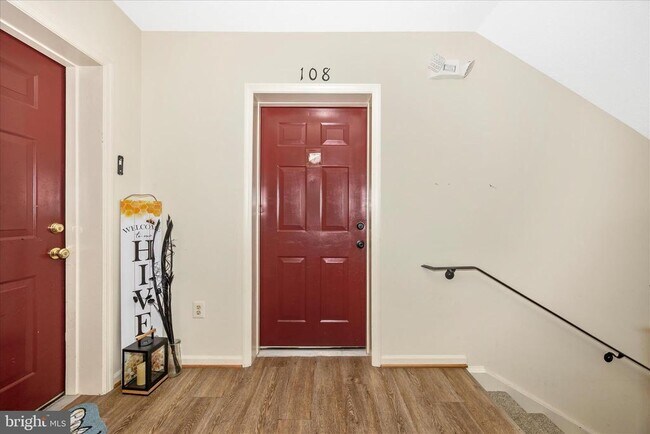 Building Photo - 615 Himes Ave