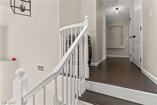 Building Photo - 2417 Shady Vista Dr