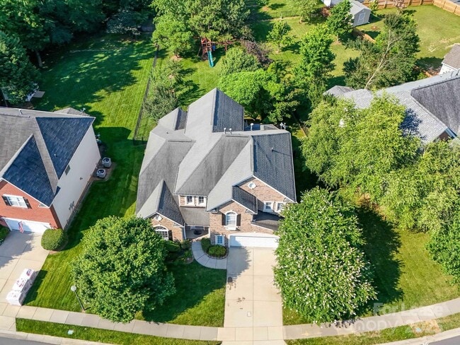 Building Photo - 15340 Prescott Hill Ave