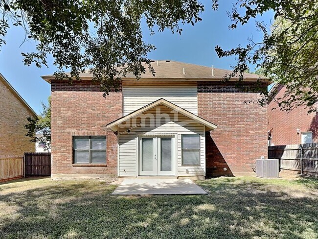 Building Photo - 2817 Lotus Park