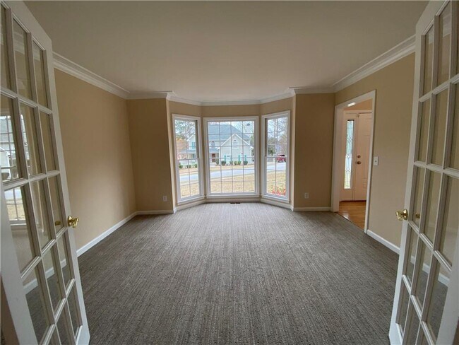 Building Photo - 612 Braidwood Dr NW