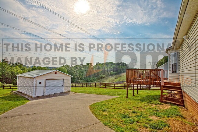 Building Photo - 941 Drum Ln