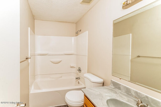 Building Photo - 9625 Combs Ln